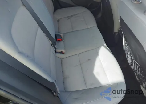 2017 Hyundai Elantra Se z USA, uszkodzony, nr VIN 5NPD84LF6HH065211